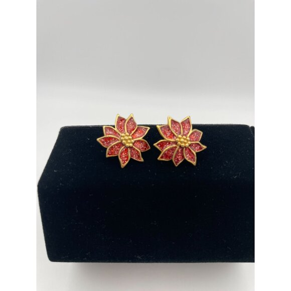 Pair 1" Pierced Earrings Red  Petals Gold Tone Accent - Picture 4 of 7